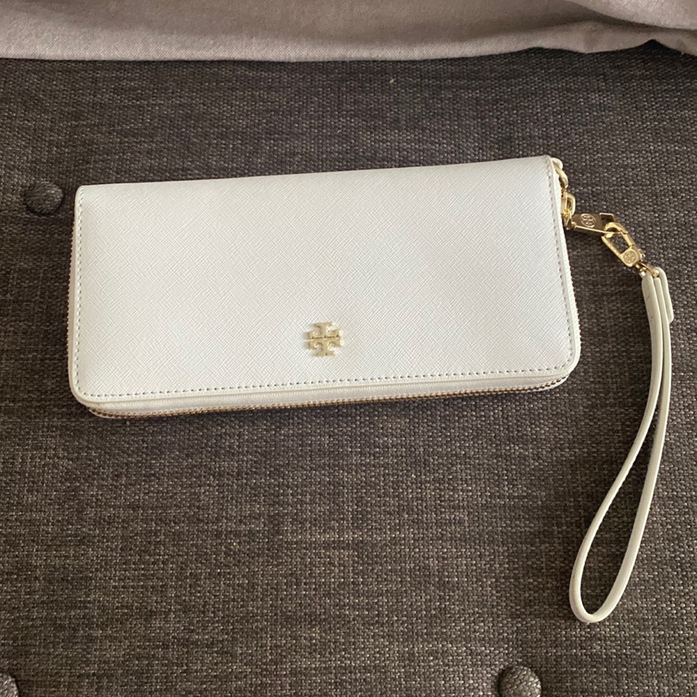 Tory Burch wristlet/clutch/wallet